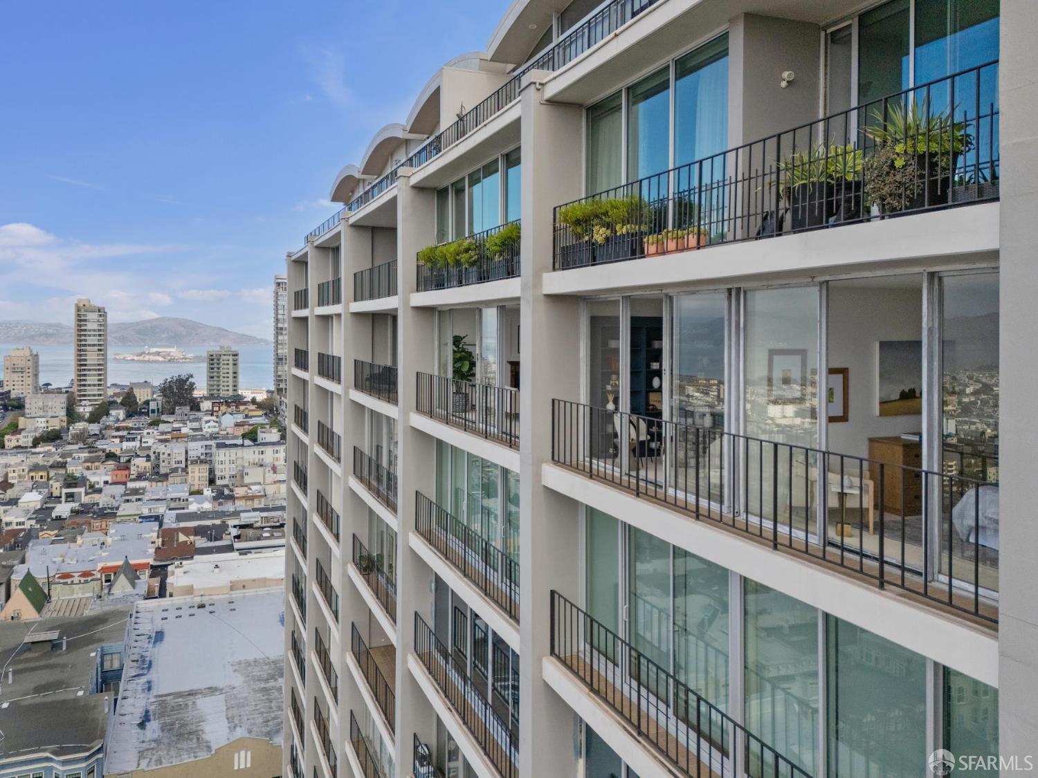 Detail Gallery Image 6 of 45 For 1333 Jones St #1508,  San Francisco,  CA 94109 - 2 Beds | 2 Baths