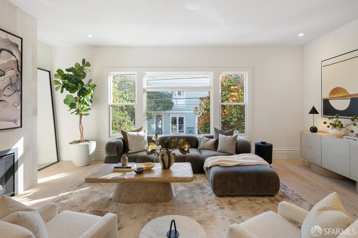 Detail Gallery Image 8 of 71 For 2988 Washington St, San Francisco,  CA 94115 - 2 Beds | 1/1 Baths