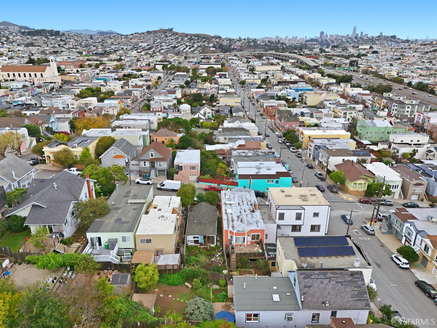 Detail Gallery Image 9 of 16 For 107 Dwight St, San Francisco,  CA 94134 - 2 Beds | 1 Baths