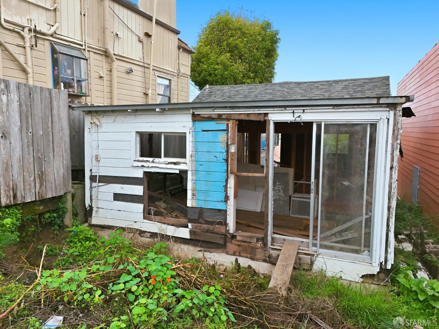 Detail Gallery Image 8 of 16 For 107 Dwight St, San Francisco,  CA 94134 - 2 Beds | 1 Baths