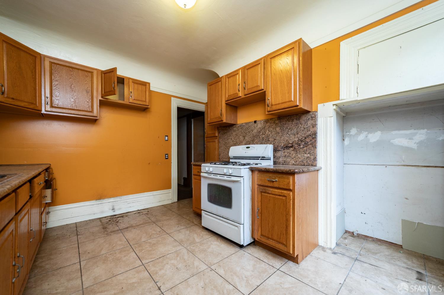 Detail Gallery Image 24 of 46 For 412 Central Ave, San Francisco,  CA 94117 - – Beds | – Baths