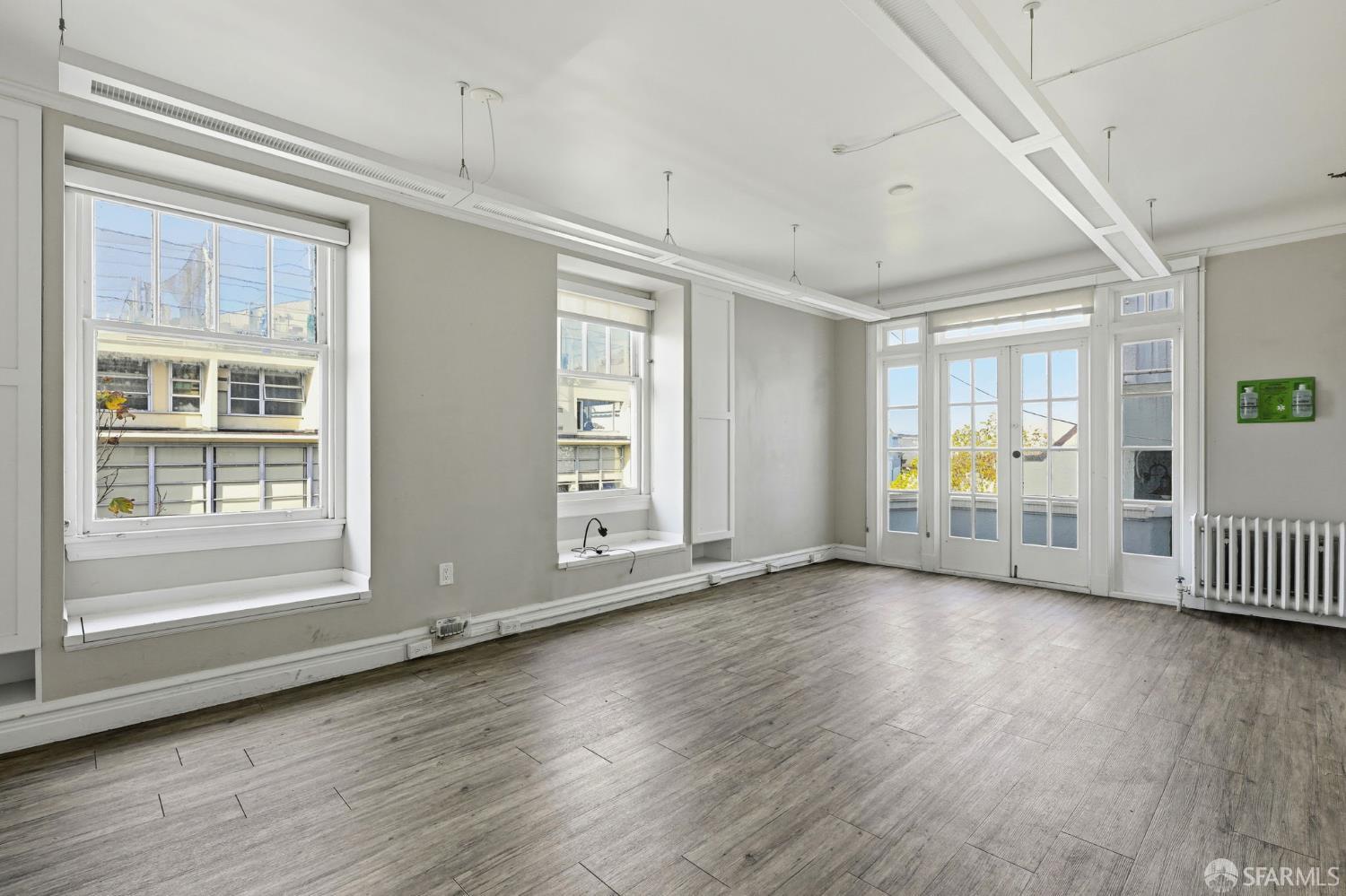 Detail Gallery Image 12 of 17 For 2690 Jackson St, San Francisco,  CA 94115 - – Beds | – Baths