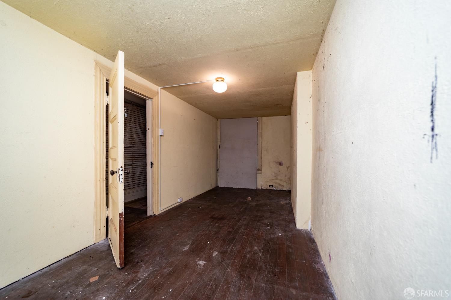 Detail Gallery Image 43 of 46 For 412 Central Ave, San Francisco,  CA 94117 - – Beds | – Baths