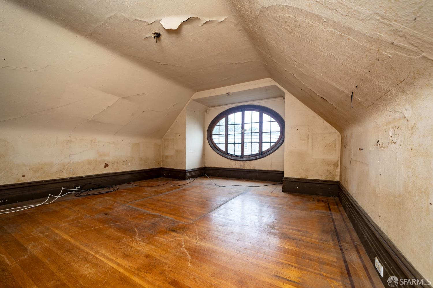 Detail Gallery Image 32 of 46 For 412 Central Ave, San Francisco,  CA 94117 - – Beds | – Baths