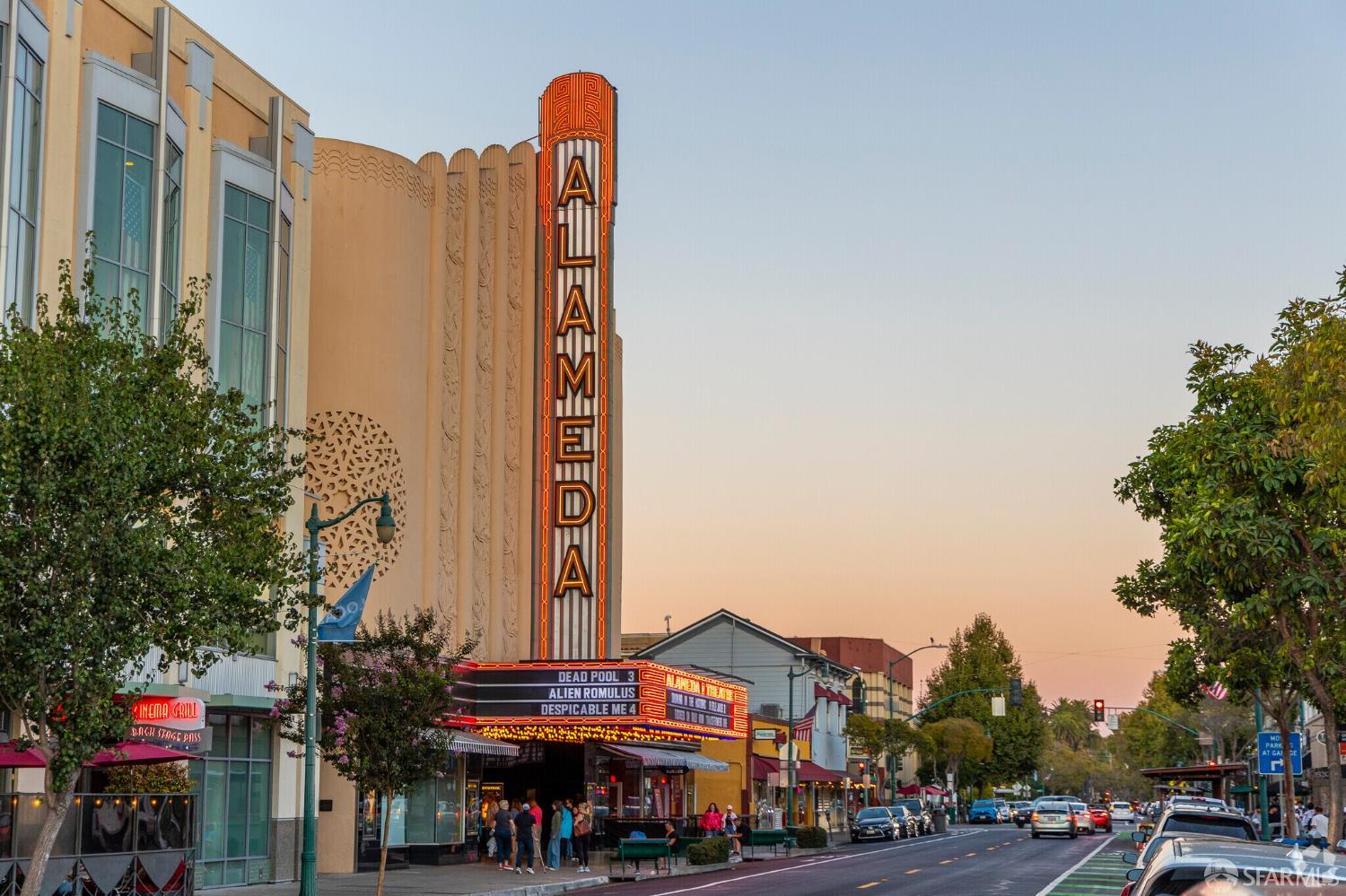 Detail Gallery Image 8 of 8 For 1407 Park St, Other City,  CA 94501 - – Beds | – Baths