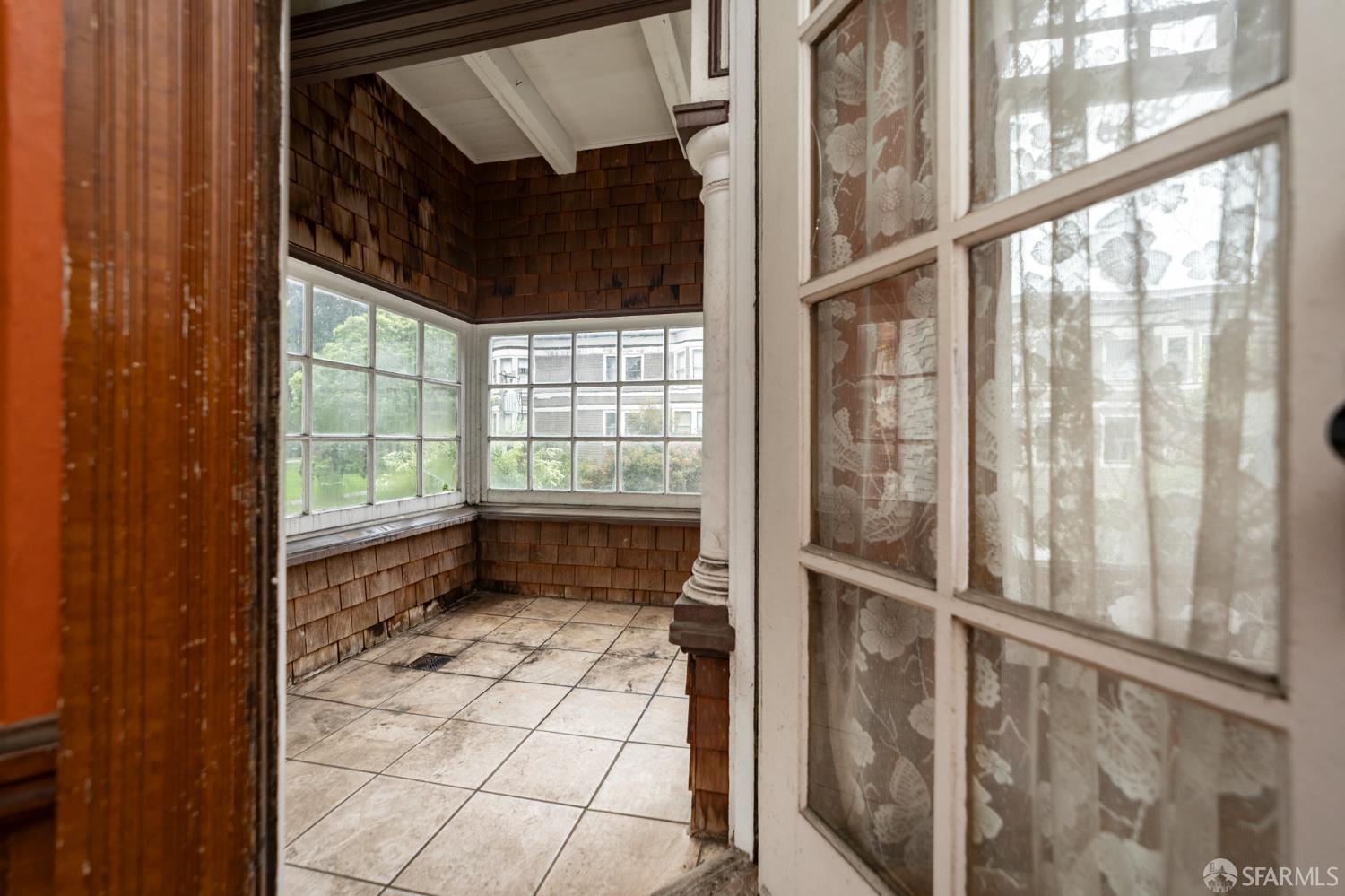 Detail Gallery Image 16 of 46 For 412 Central Ave, San Francisco,  CA 94117 - – Beds | – Baths