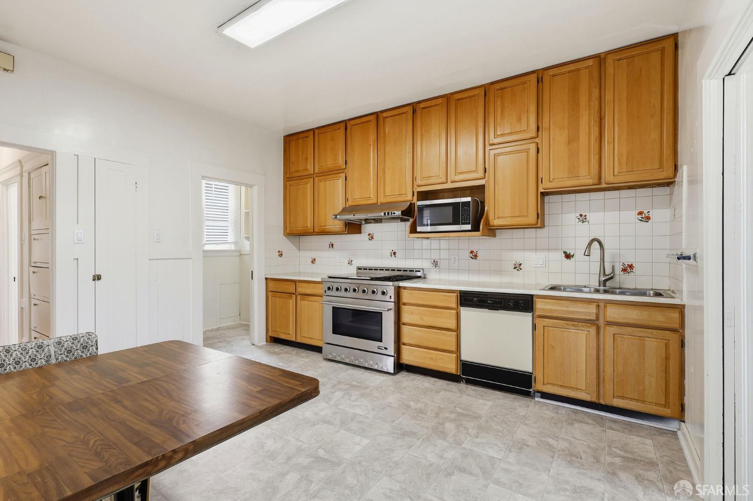 Detail Gallery Image 19 of 57 For 345 Brazil Ave, San Francisco,  CA 94112 - – Beds | – Baths