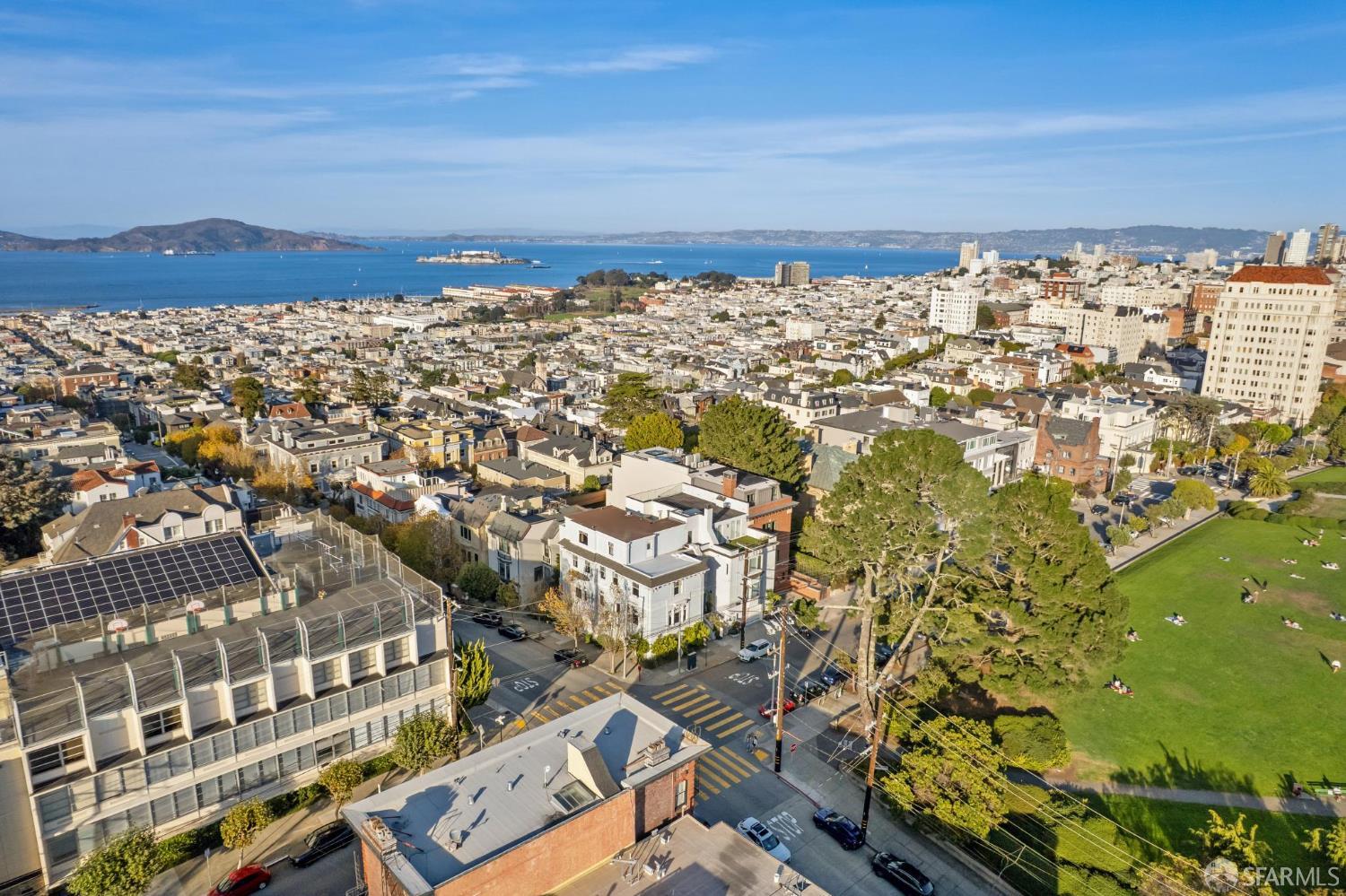 Detail Gallery Image 3 of 17 For 2690 Jackson St, San Francisco,  CA 94115 - – Beds | – Baths