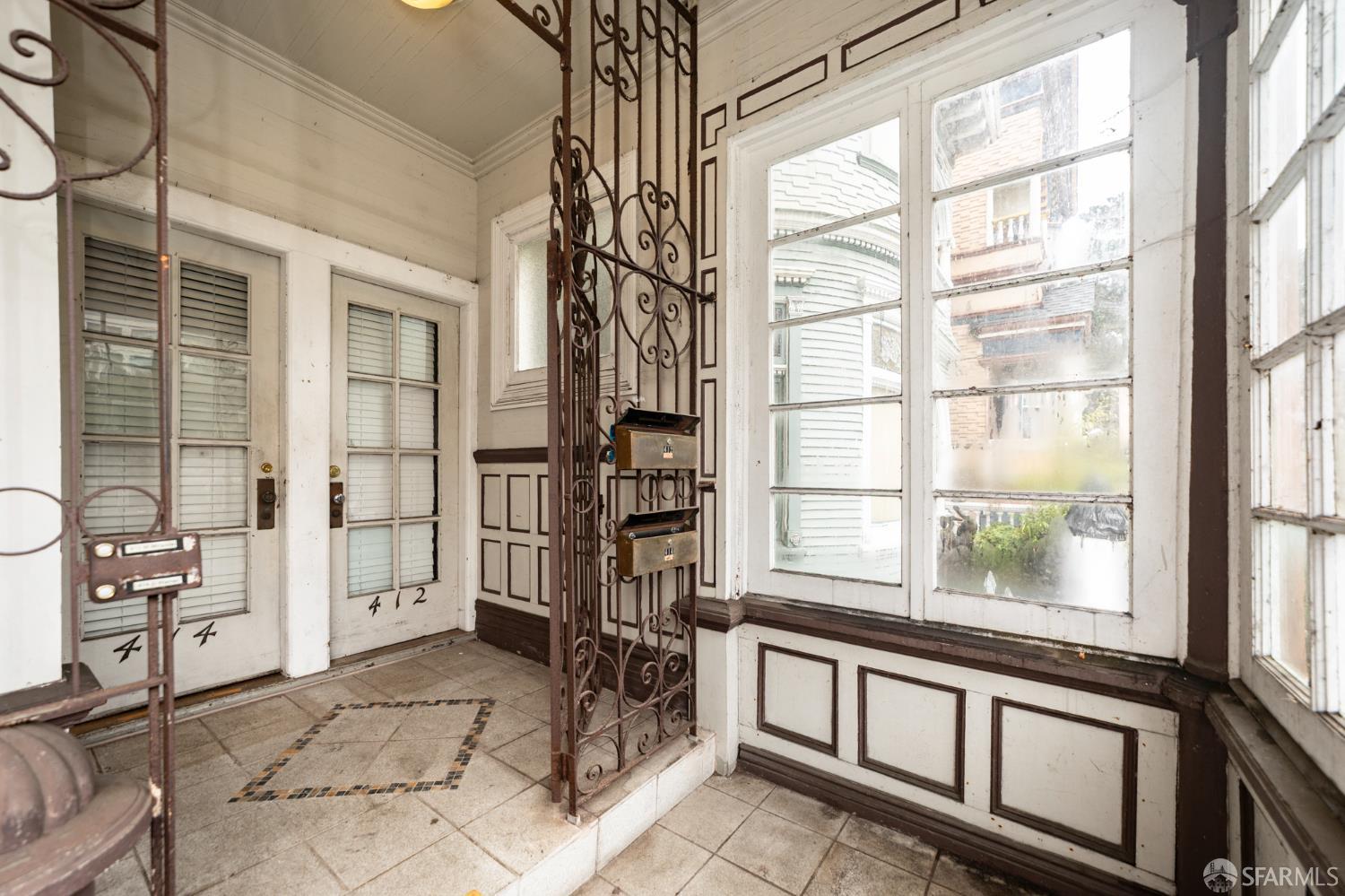 Detail Gallery Image 5 of 46 For 412 Central Ave, San Francisco,  CA 94117 - – Beds | – Baths