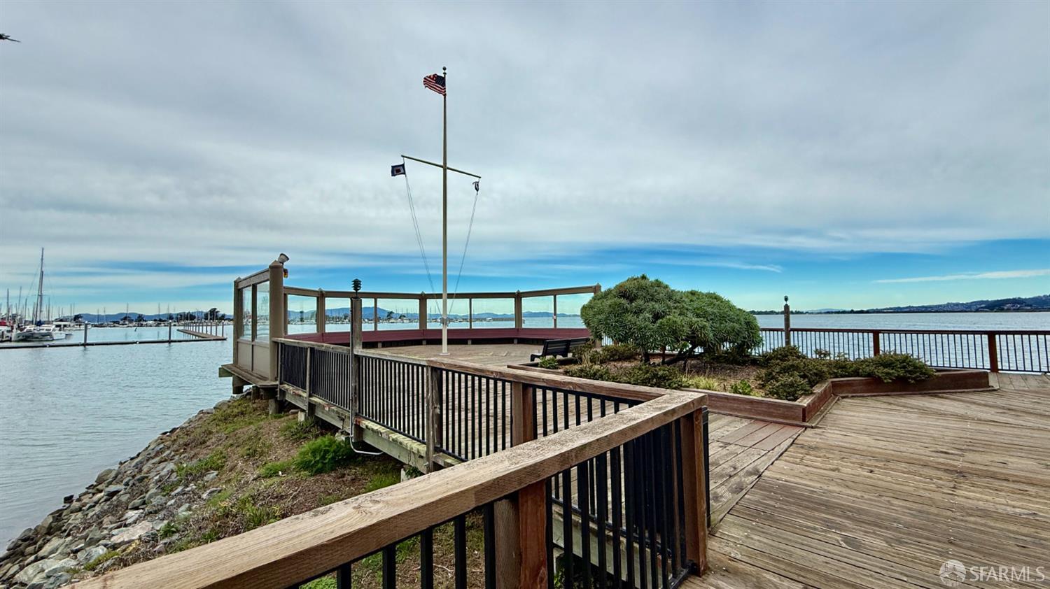 Detail Gallery Image 34 of 38 For 7 Captain Dr #C412,  Emeryville,  CA 94608 - 0 Beds | 1 Baths