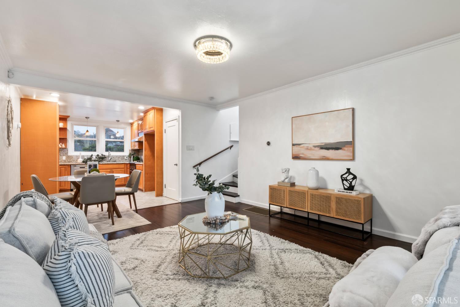 Detail Gallery Image 7 of 37 For 211 Sadowa St, San Francisco,  CA 94112 - 3 Beds | 1 Baths