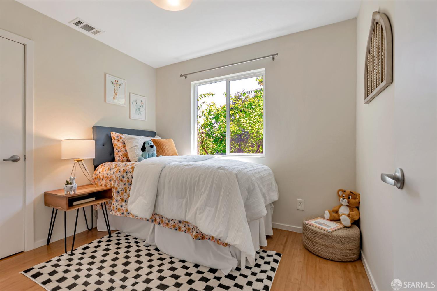 Detail Gallery Image 24 of 55 For 1028 55 St, Oakland,  CA 94608 - 4 Beds | 4 Baths