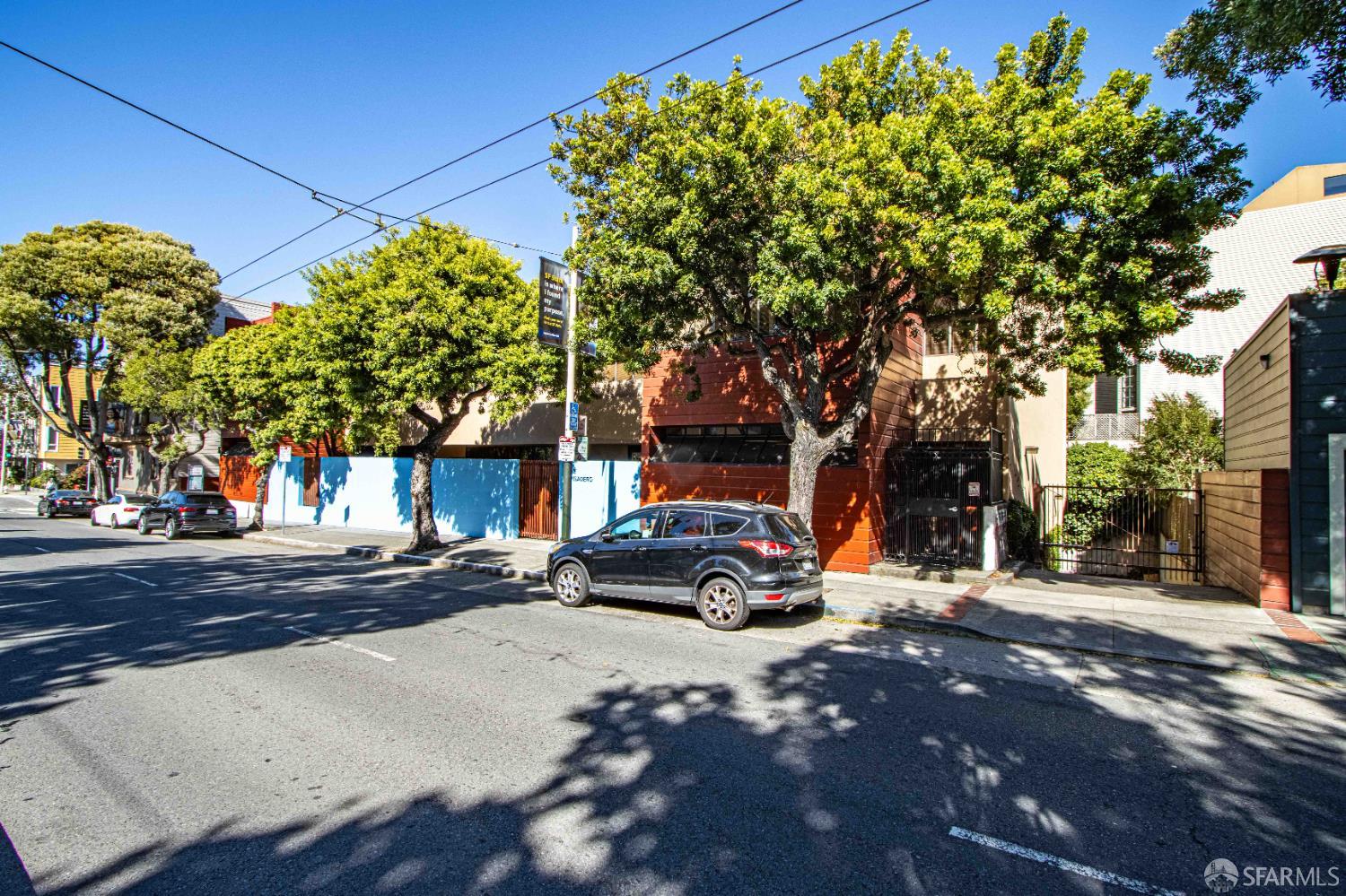 Detail Gallery Image 7 of 45 For 1234 Divisadero St, San Francisco,  CA 94115 - – Beds | – Baths