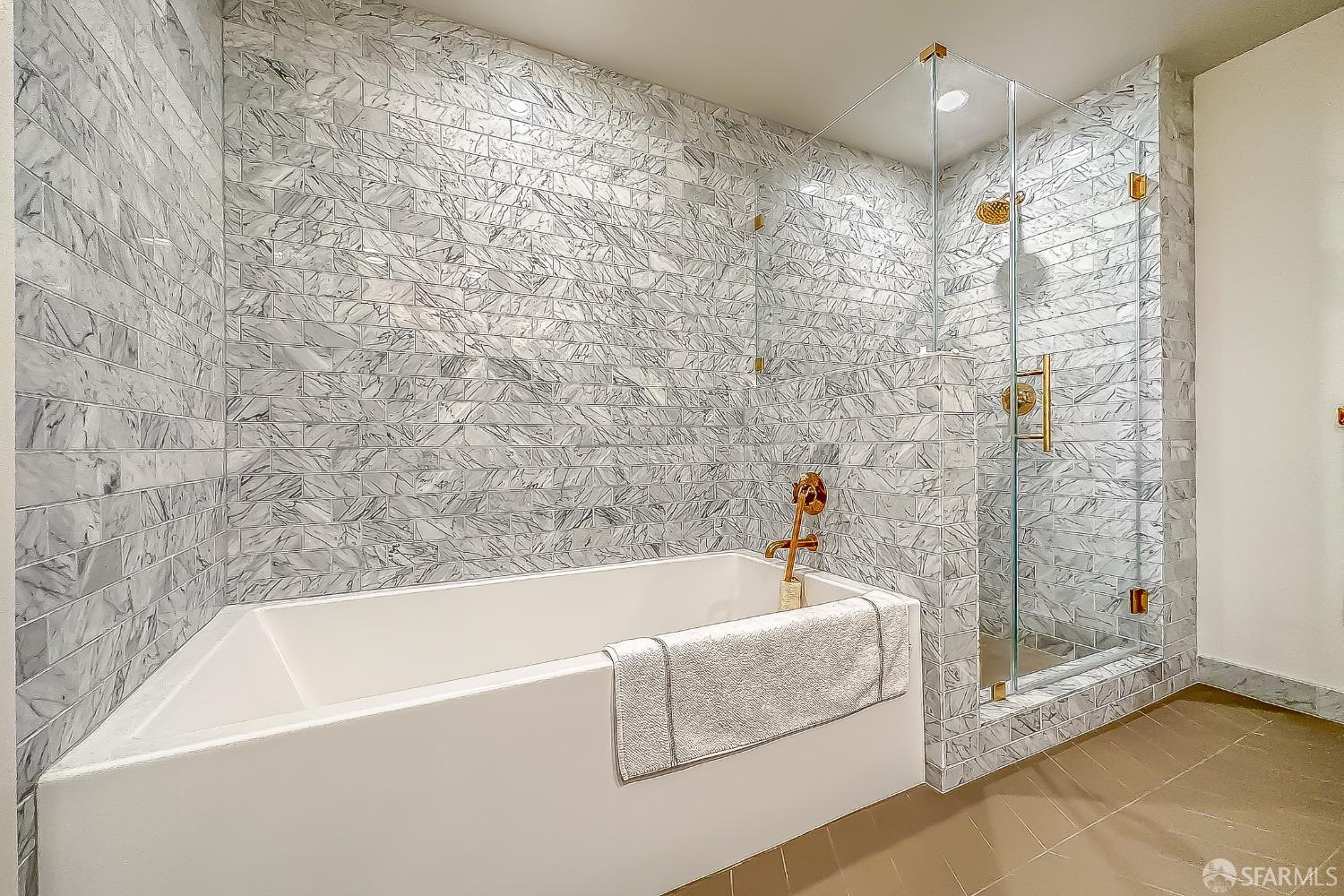 Detail Gallery Image 30 of 42 For 401 Harrison St 44a,  San Francisco,  CA 94105 - 2 Beds | 2 Baths