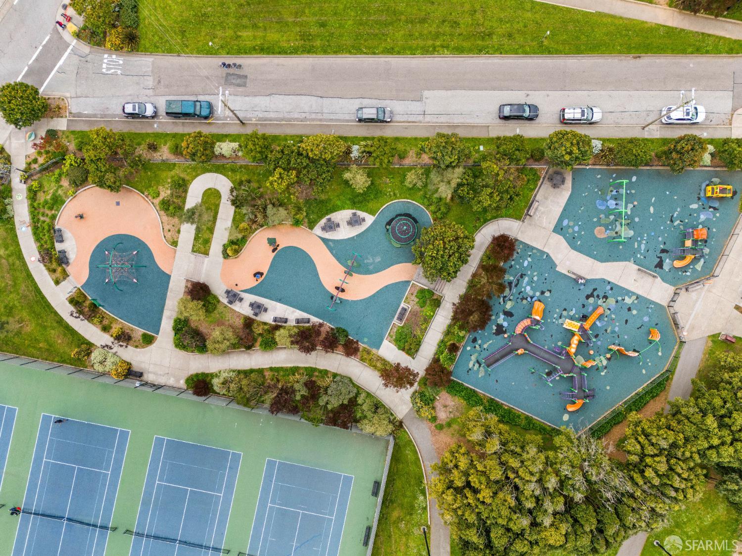 Detail Gallery Image 35 of 37 For 211 Sadowa St, San Francisco,  CA 94112 - 3 Beds | 1 Baths