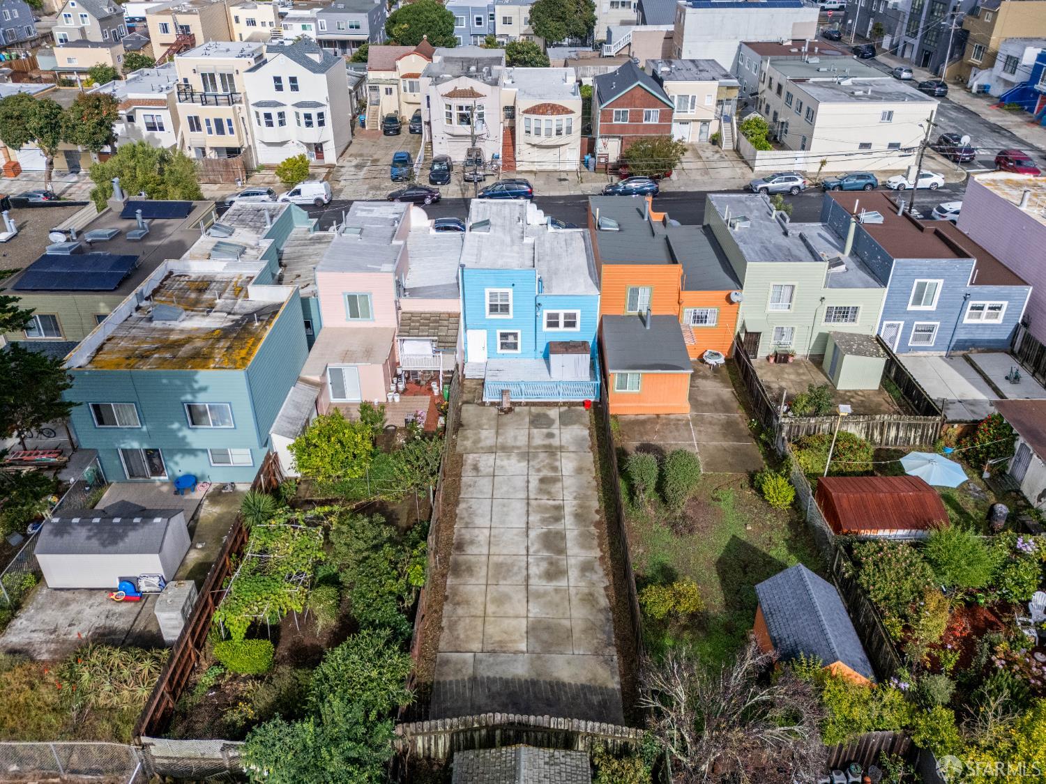 Detail Gallery Image 25 of 37 For 211 Sadowa St, San Francisco,  CA 94112 - 3 Beds | 1 Baths