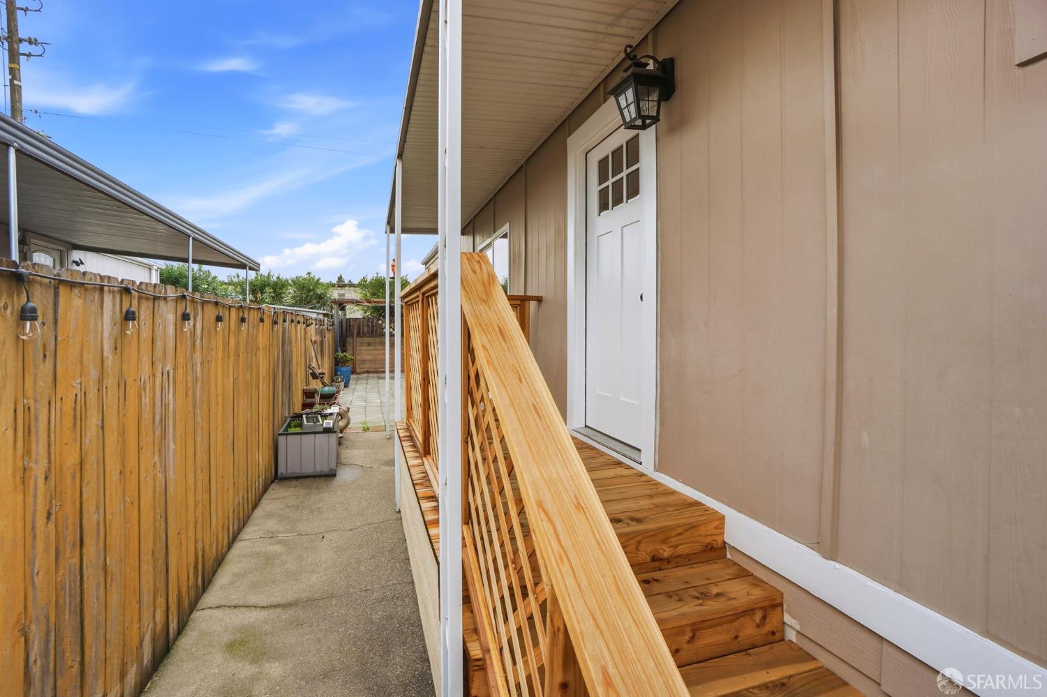 Detail Gallery Image 4 of 42 For 174 Medina Dr 153, Pacheco,  CA 94553 - 3 Beds | 2 Baths