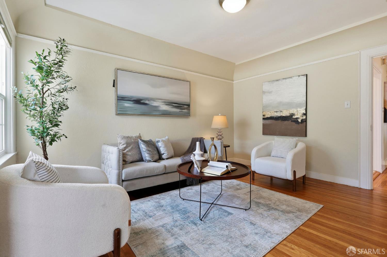 Detail Gallery Image 4 of 31 For 6643 California St, San Francisco,  CA 94121 - 2 Beds | 1 Baths