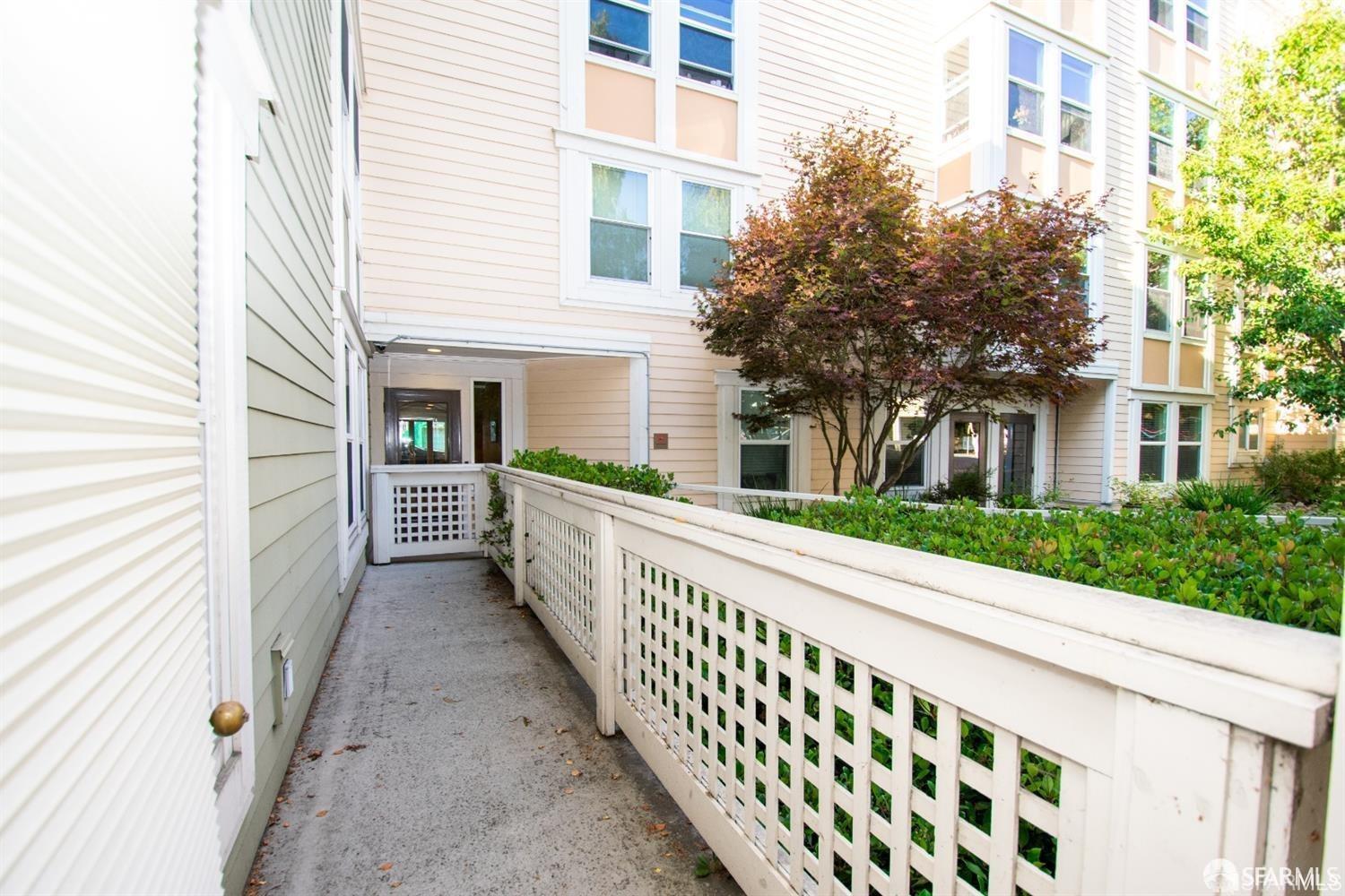 Detail Gallery Image 11 of 18 For 2225 23rd St #111,  San Francisco,  CA 94107 - 2 Beds | 1 Baths