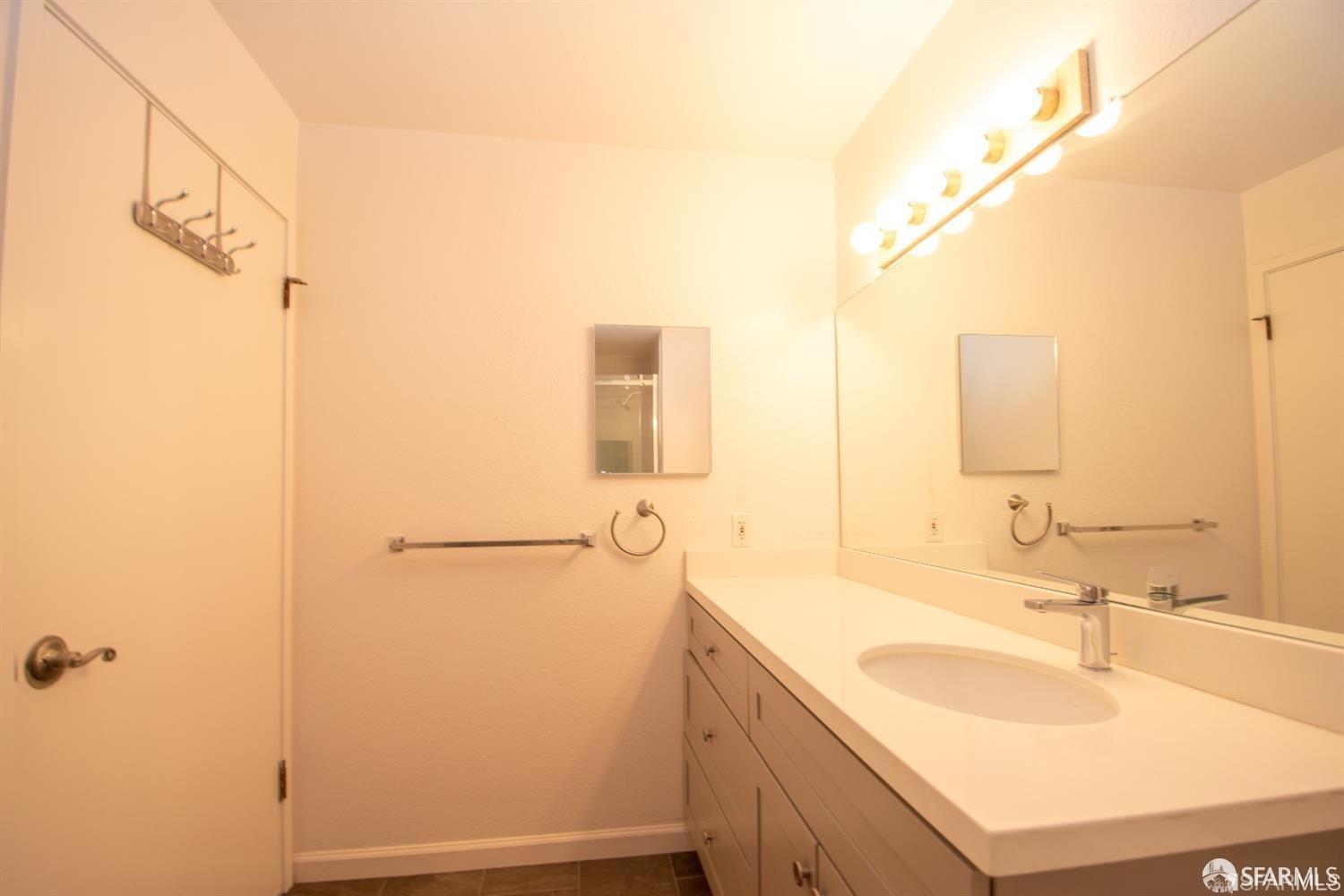 Detail Gallery Image 16 of 18 For 2225 23rd St #111,  San Francisco,  CA 94107 - 2 Beds | 1 Baths