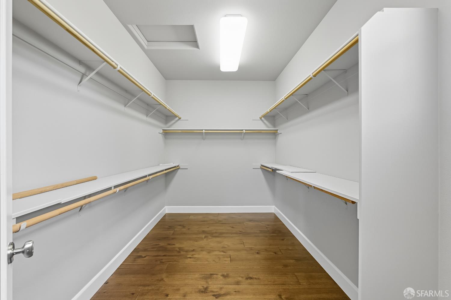 Detail Gallery Image 29 of 57 For 2129 Creekview Dr, Danville,  CA 94506 - 5 Beds | 5 Baths