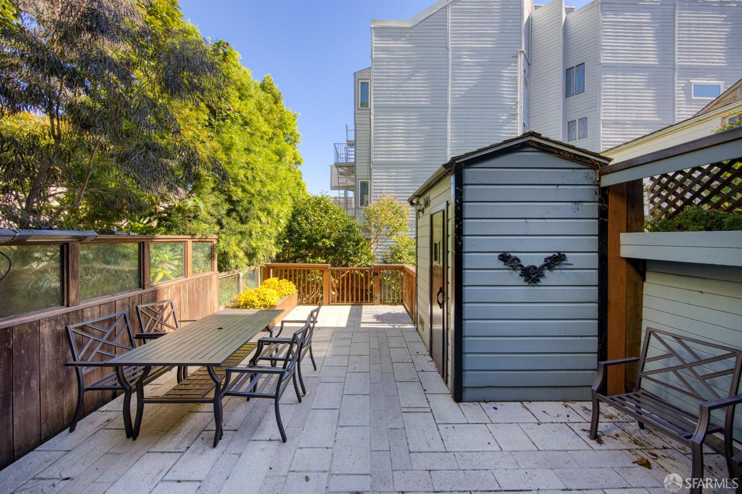 Detail Gallery Image 33 of 38 For 2918 Lyon St, San Francisco,  CA 94123 - – Beds | – Baths