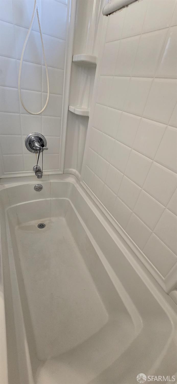 Detail Gallery Image 18 of 26 For 211 Clifden Dr, South San Francisco,  CA 94080 - 3 Beds | 1 Baths