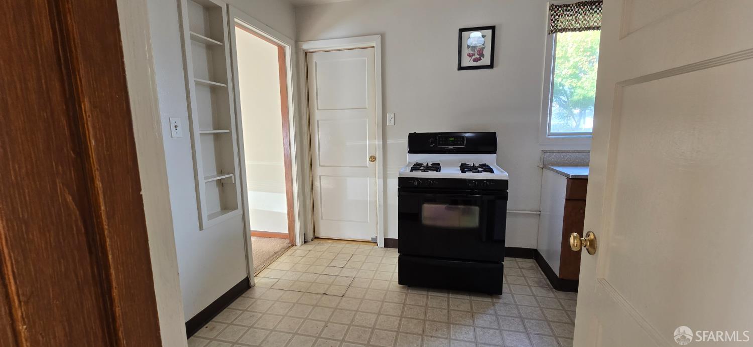 Detail Gallery Image 21 of 26 For 211 Clifden Dr, South San Francisco,  CA 94080 - 3 Beds | 1 Baths