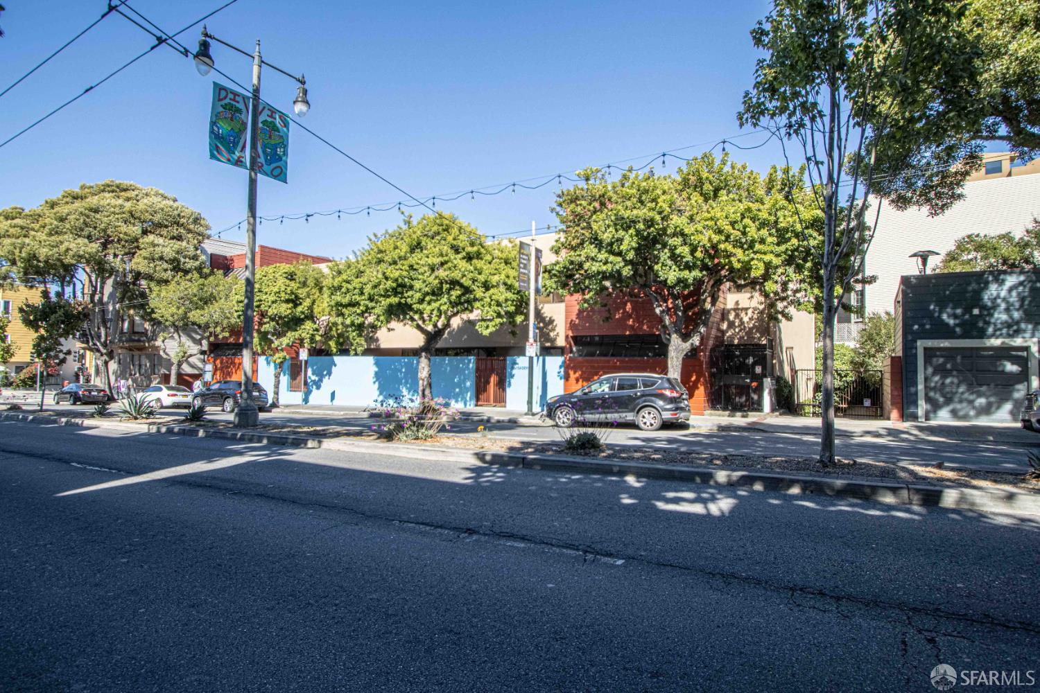 Detail Gallery Image 6 of 45 For 1234 Divisadero St, San Francisco,  CA 94115 - – Beds | – Baths