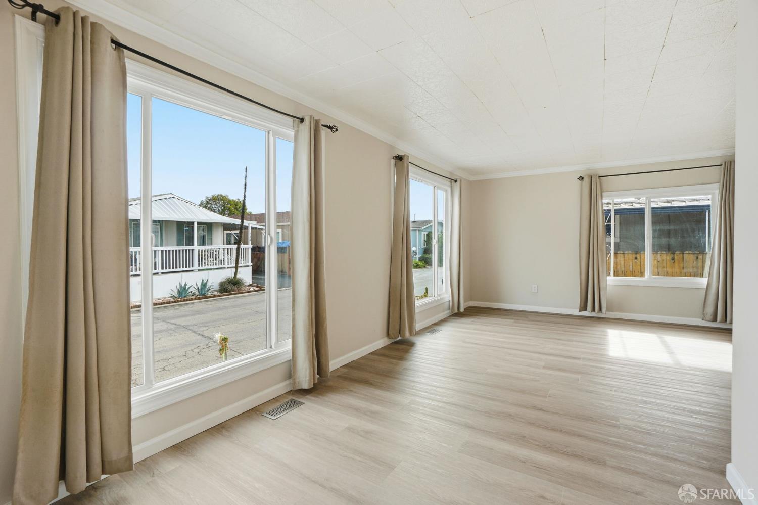 Detail Gallery Image 9 of 42 For 174 Medina Dr 153, Pacheco,  CA 94553 - 3 Beds | 2 Baths