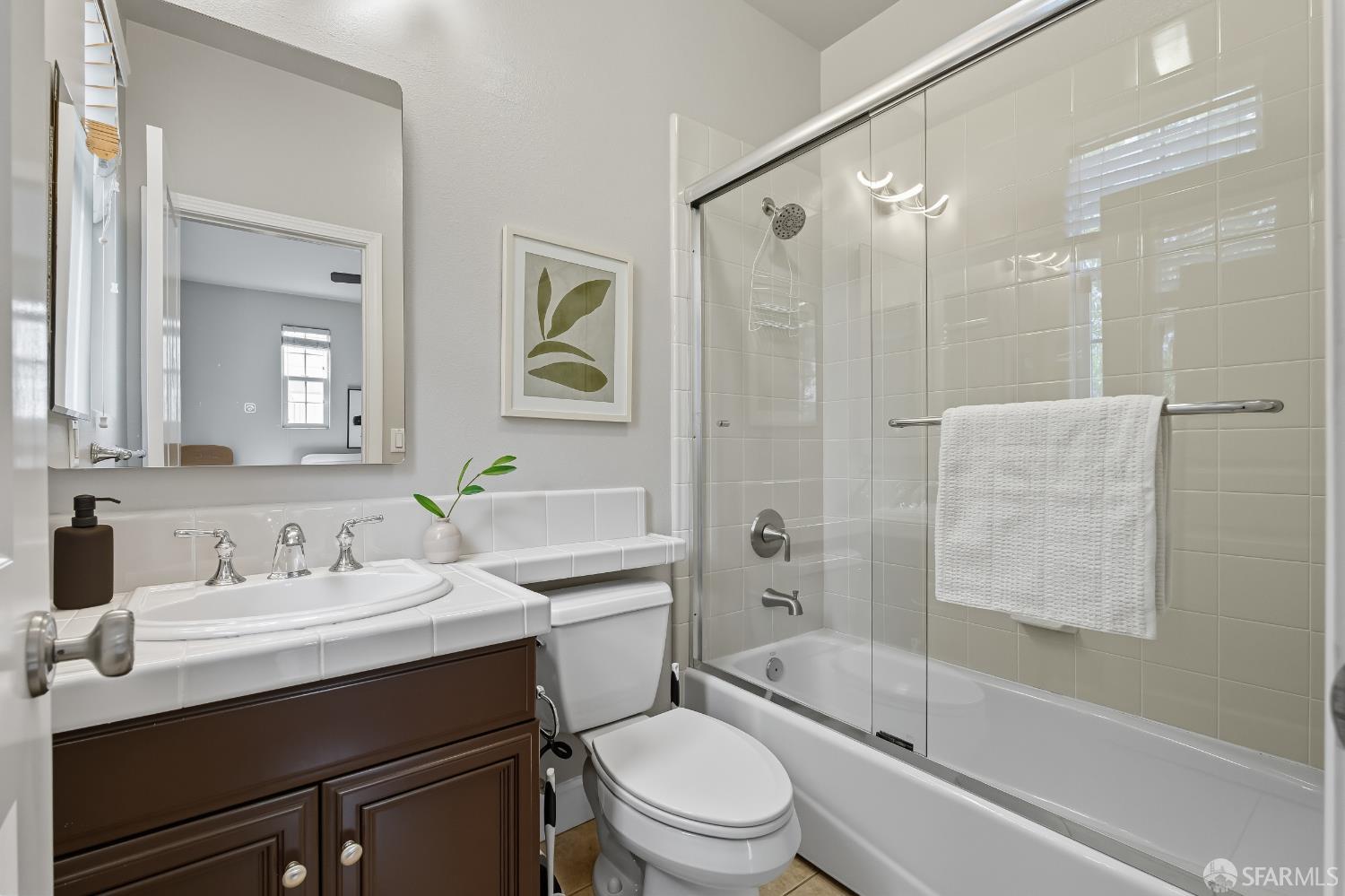 Detail Gallery Image 14 of 57 For 2129 Creekview Dr, Danville,  CA 94506 - 5 Beds | 5 Baths