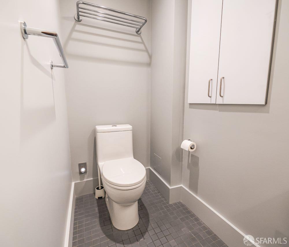 Detail Gallery Image 7 of 7 For 325 Clipper St 325a,  San Francisco,  CA 94114 - 1 Beds | 1 Baths