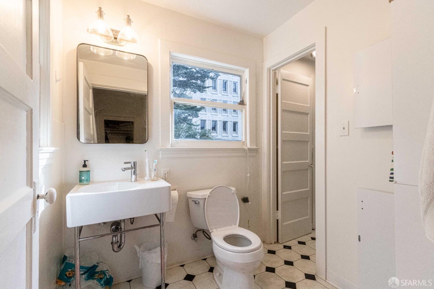 Detail Gallery Image 37 of 44 For 3927 Sacramento St, San Francisco,  CA 94118 - – Beds | – Baths