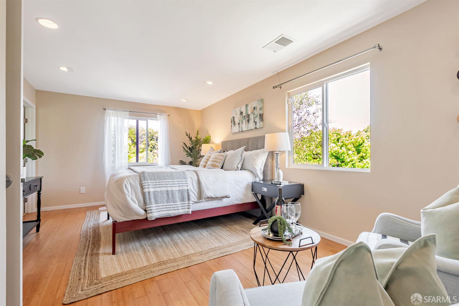 Detail Gallery Image 21 of 55 For 1028 55 St, Oakland,  CA 94608 - 4 Beds | 4 Baths