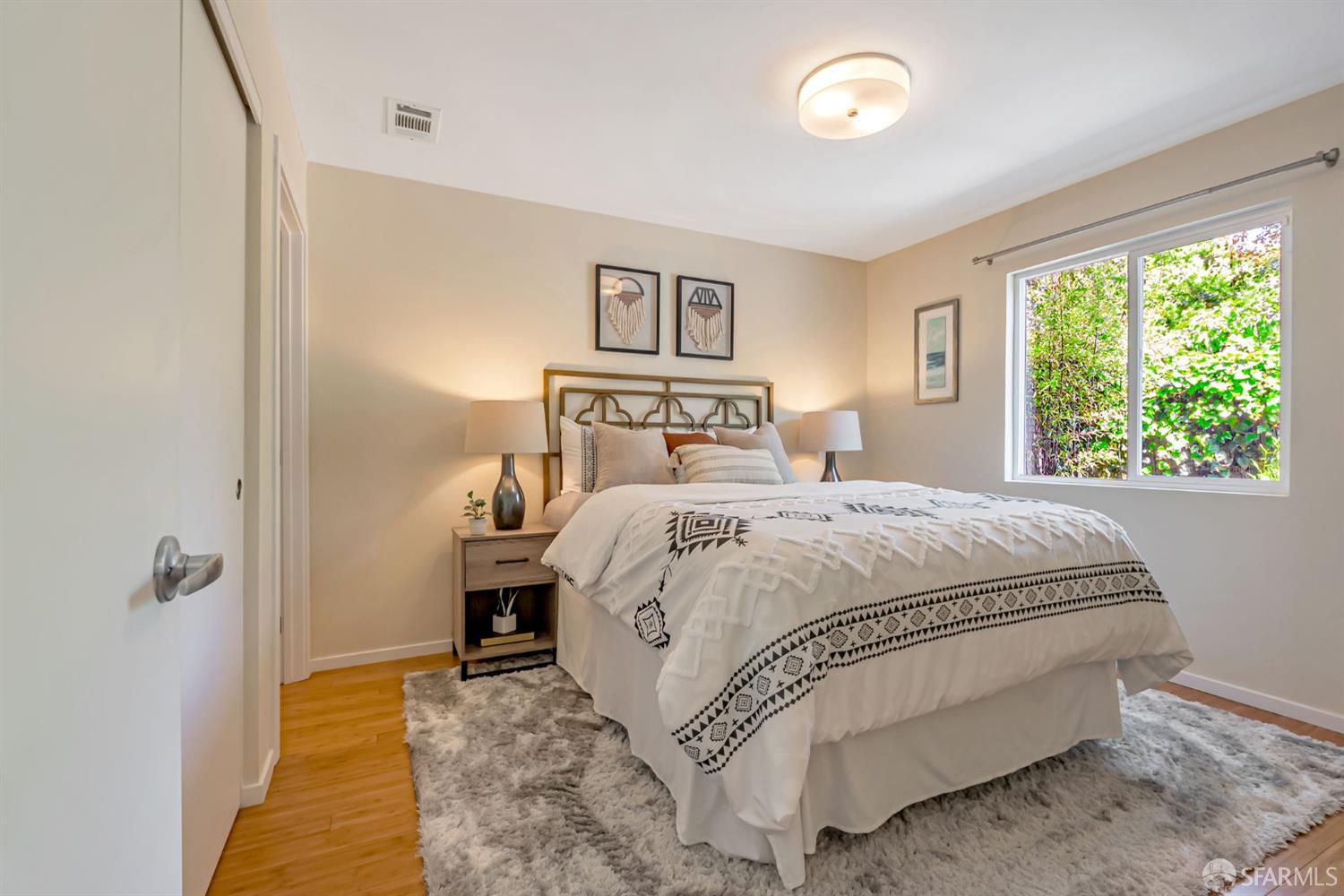 Detail Gallery Image 22 of 55 For 1028 55 St, Oakland,  CA 94608 - 4 Beds | 4 Baths