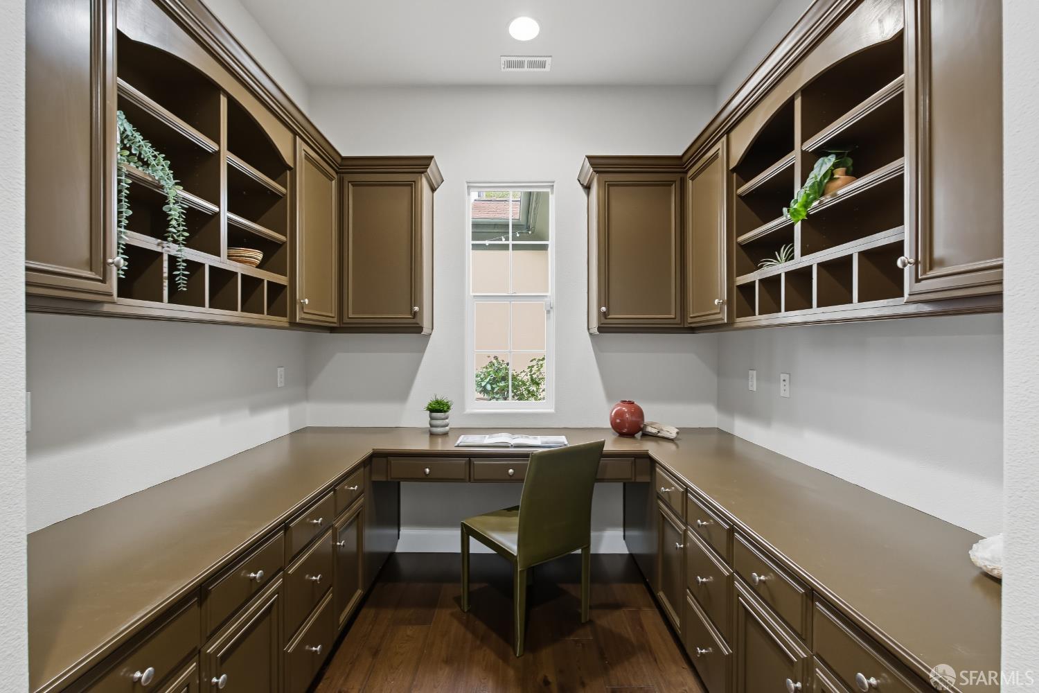 Detail Gallery Image 45 of 57 For 2129 Creekview Dr, Danville,  CA 94506 - 5 Beds | 5 Baths