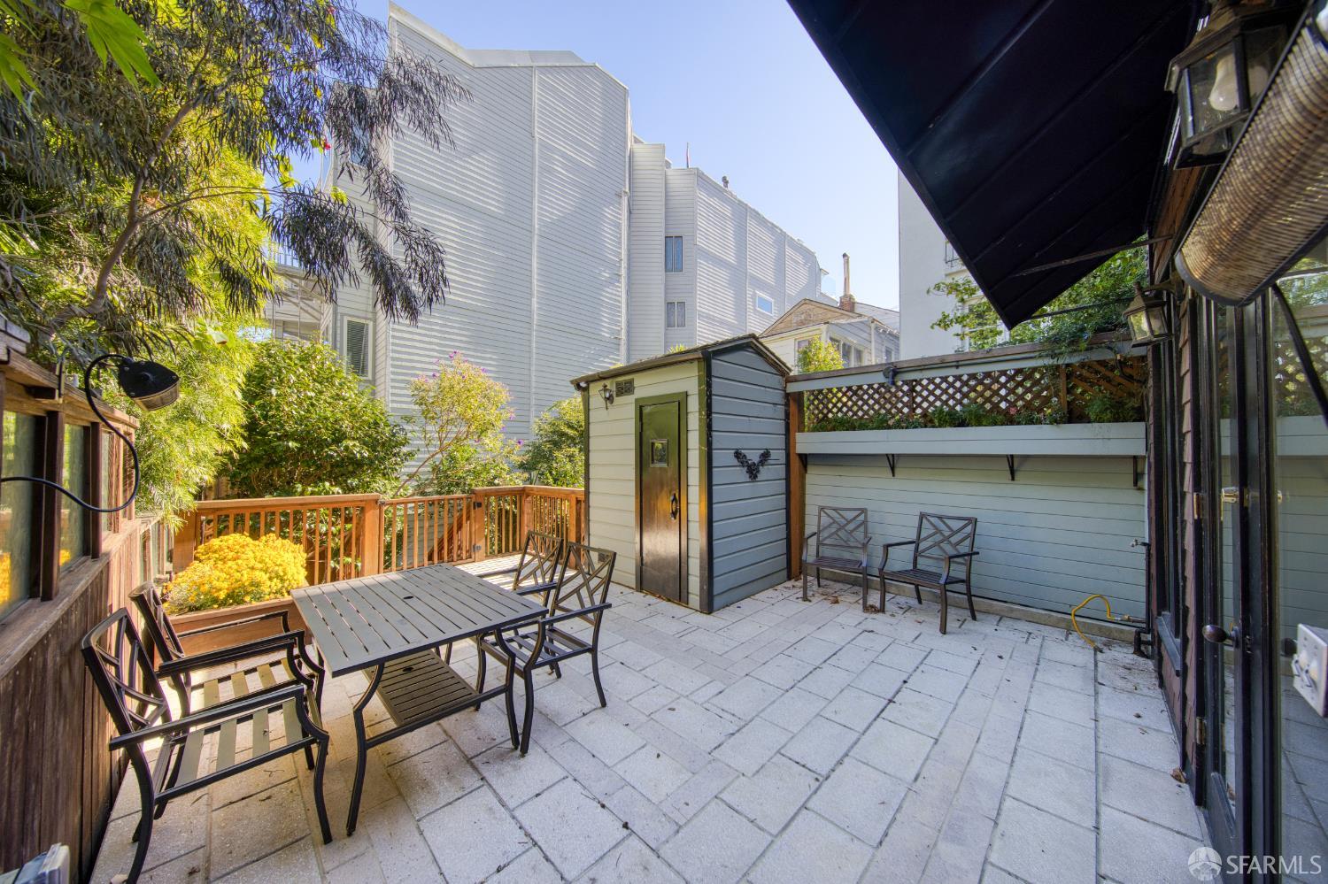 Detail Gallery Image 32 of 38 For 2918 Lyon St, San Francisco,  CA 94123 - – Beds | – Baths