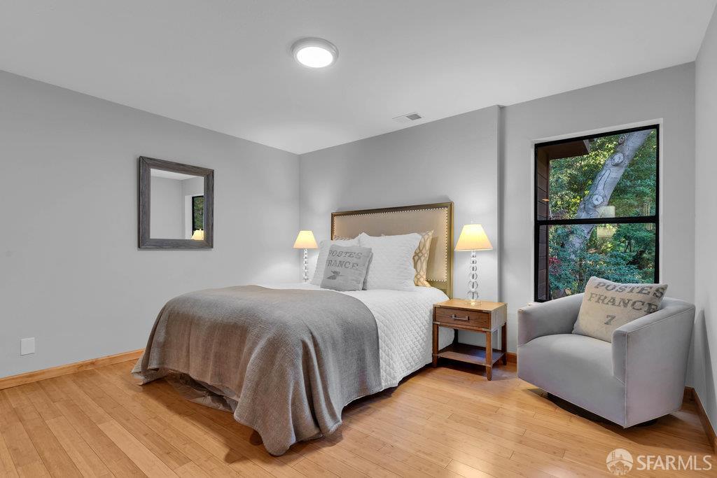 Detail Gallery Image 37 of 58 For 1647 Trestle Glen Rd, Oakland,  CA 94610 - 4 Beds | 2/1 Baths