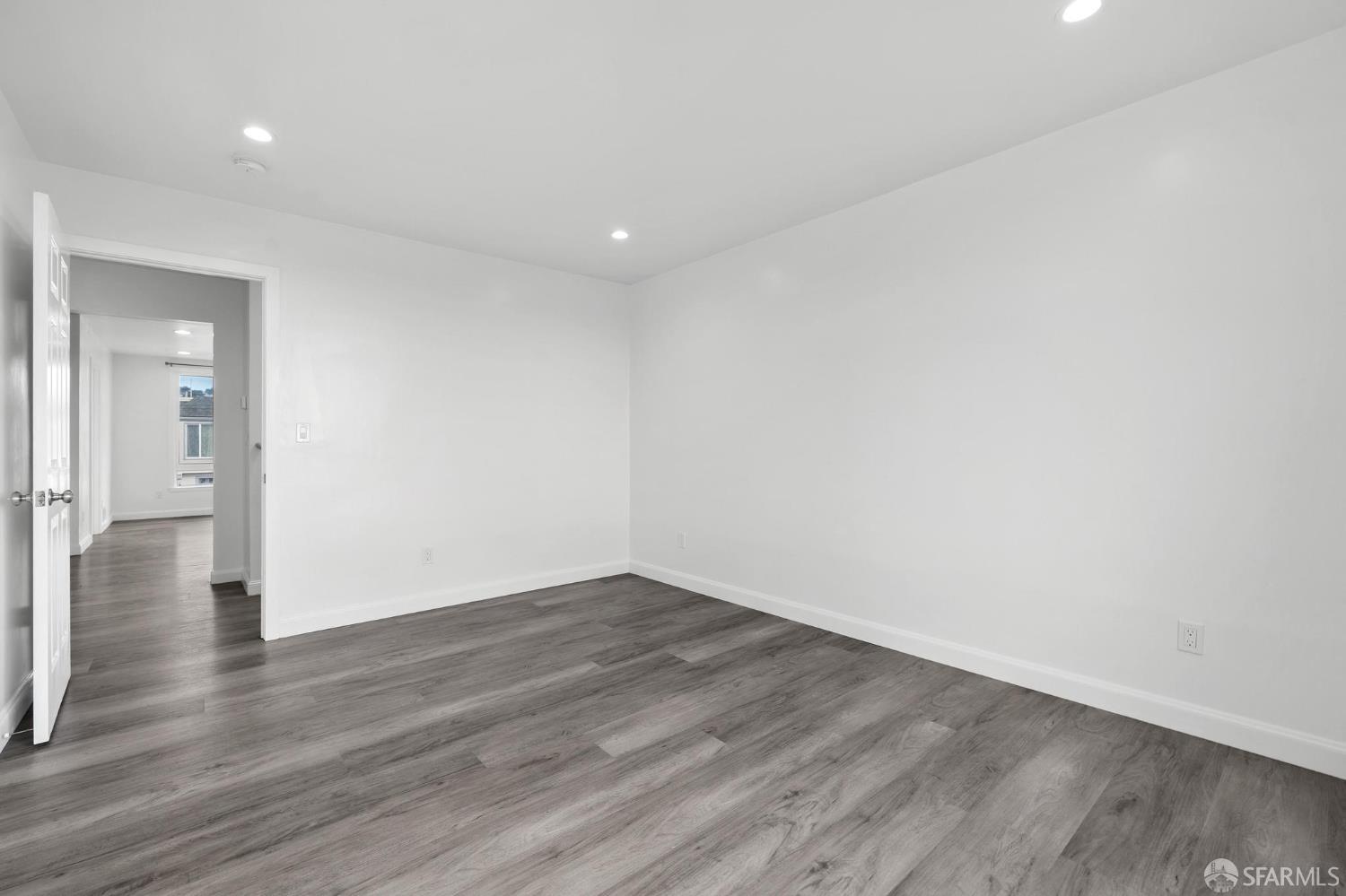 Detail Gallery Image 14 of 74 For 1983 42nd Ave, San Francisco,  CA 94116 - 4 Beds | 2/1 Baths