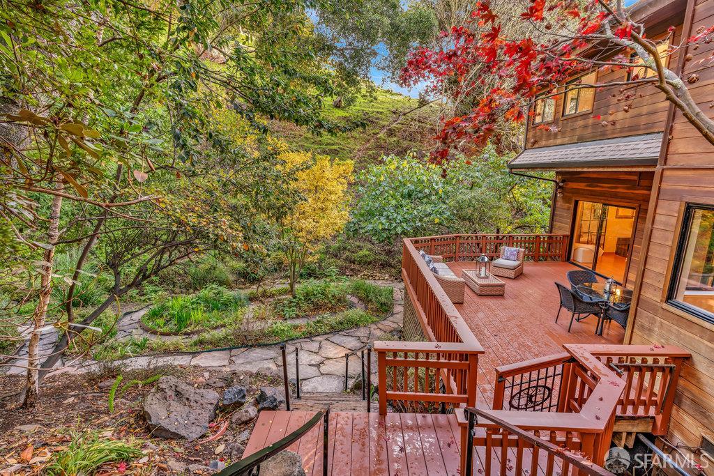 Detail Gallery Image 49 of 58 For 1647 Trestle Glen Rd, Oakland,  CA 94610 - 4 Beds | 2/1 Baths