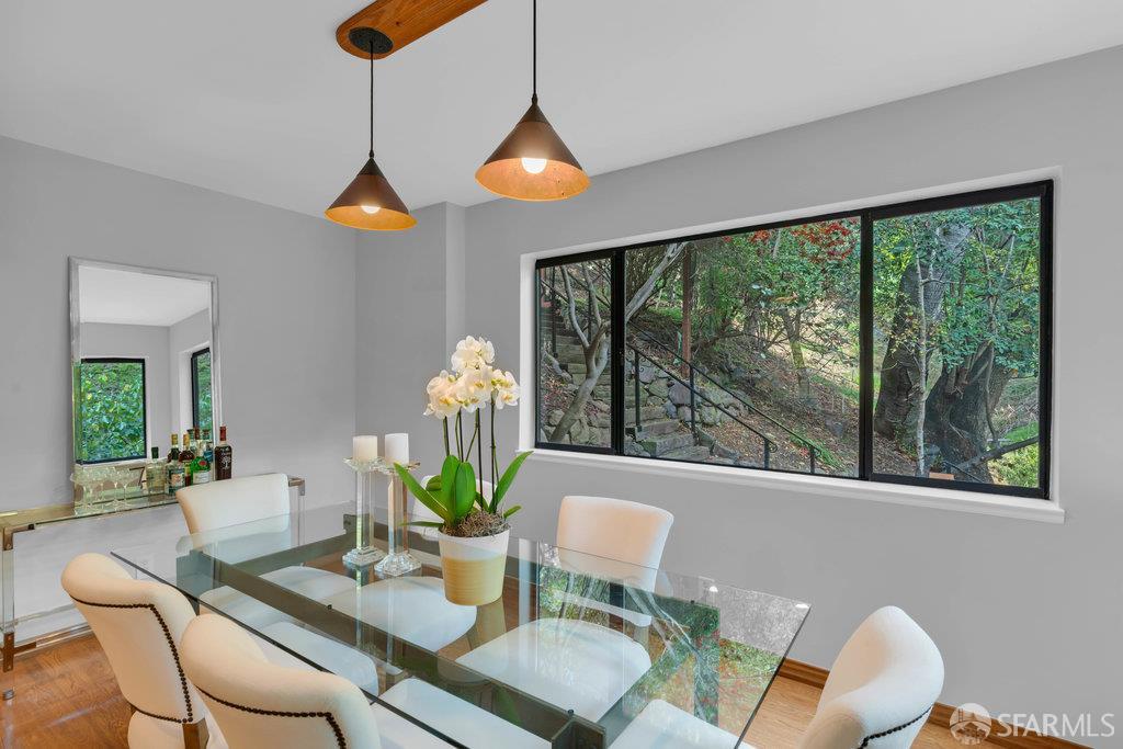 Detail Gallery Image 18 of 58 For 1647 Trestle Glen Rd, Oakland,  CA 94610 - 4 Beds | 2/1 Baths