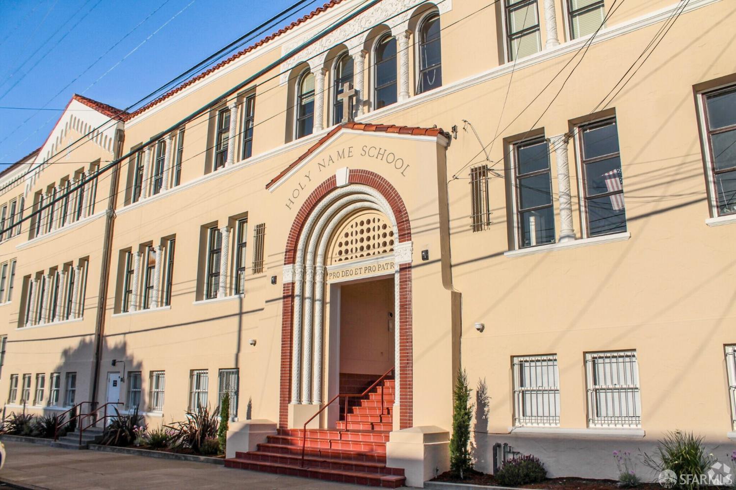 Detail Gallery Image 59 of 74 For 1983 42nd Ave, San Francisco,  CA 94116 - 4 Beds | 2/1 Baths