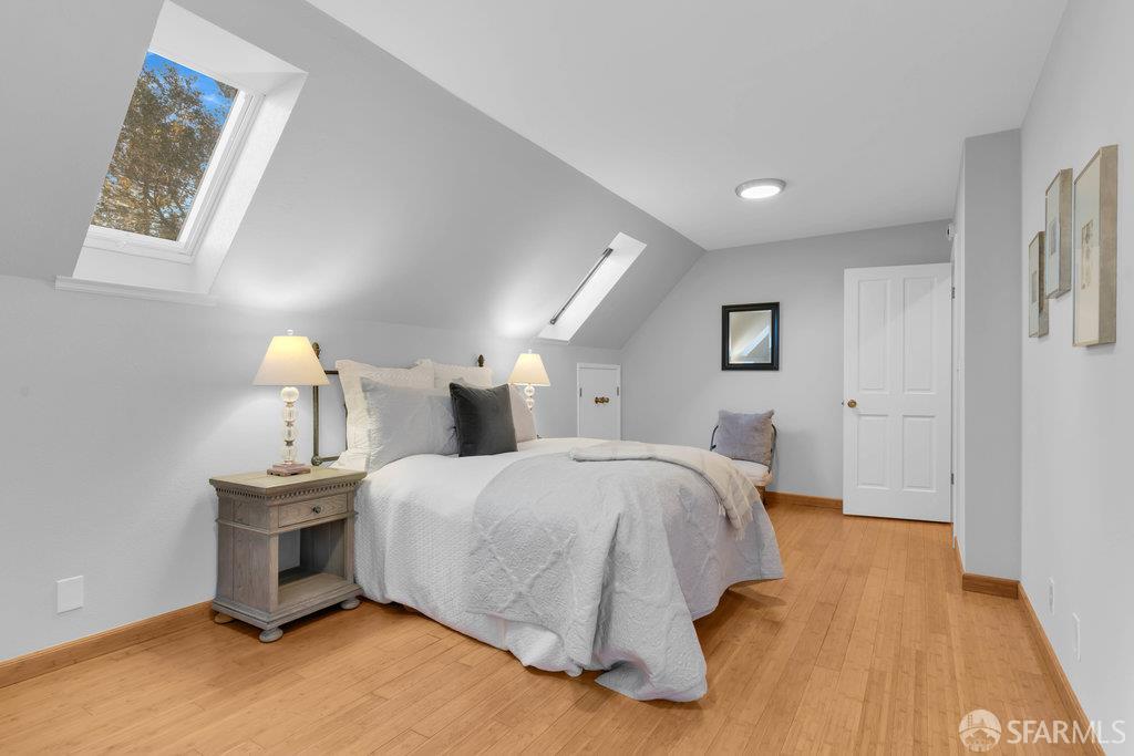 Detail Gallery Image 43 of 58 For 1647 Trestle Glen Rd, Oakland,  CA 94610 - 4 Beds | 2/1 Baths