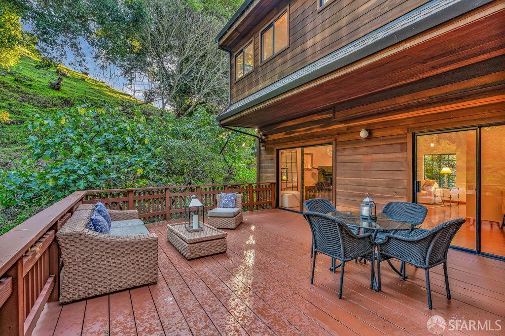 Detail Gallery Image 51 of 58 For 1647 Trestle Glen Rd, Oakland,  CA 94610 - 4 Beds | 2/1 Baths