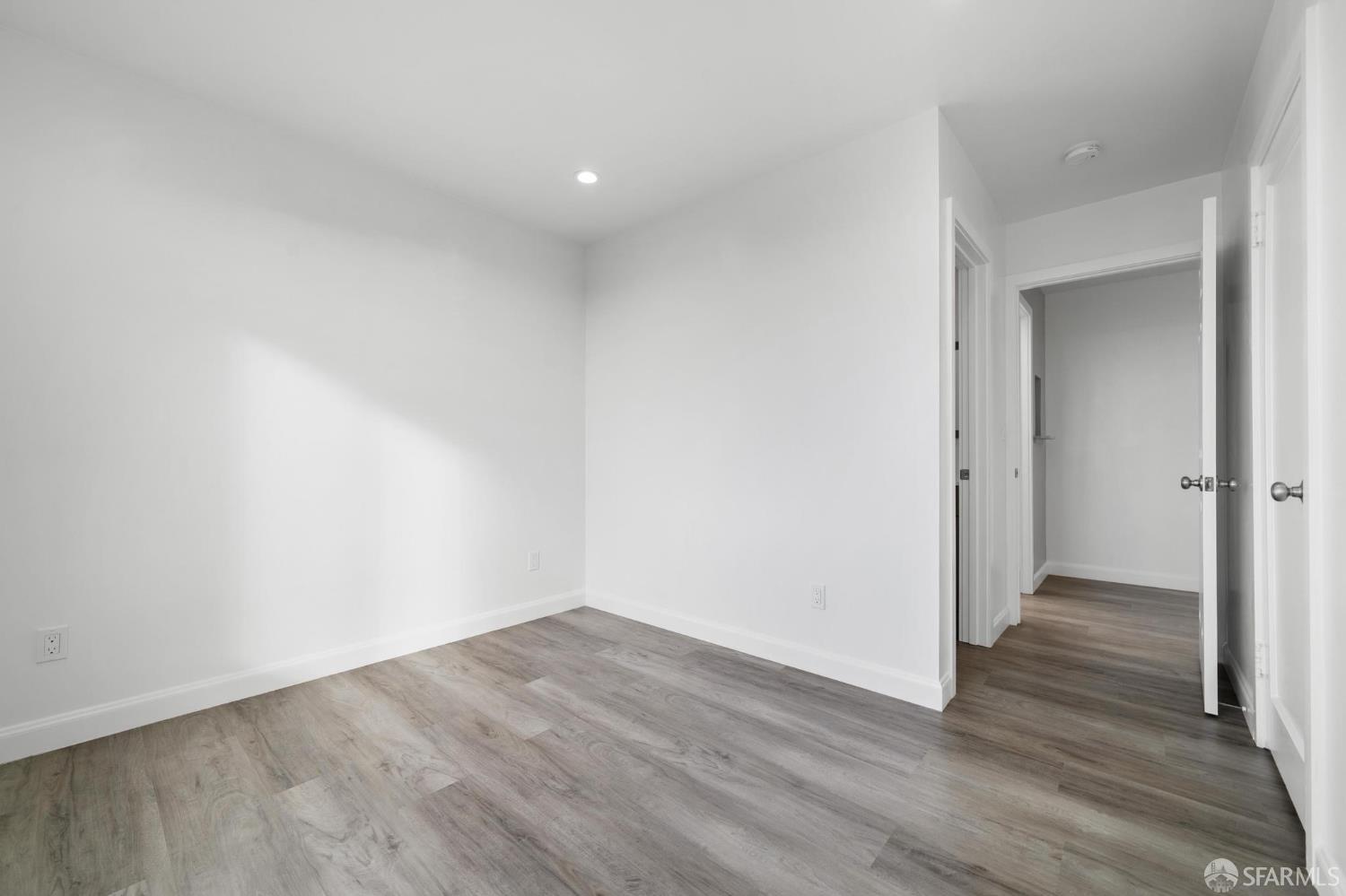 Detail Gallery Image 15 of 74 For 1983 42nd Ave, San Francisco,  CA 94116 - 4 Beds | 2/1 Baths