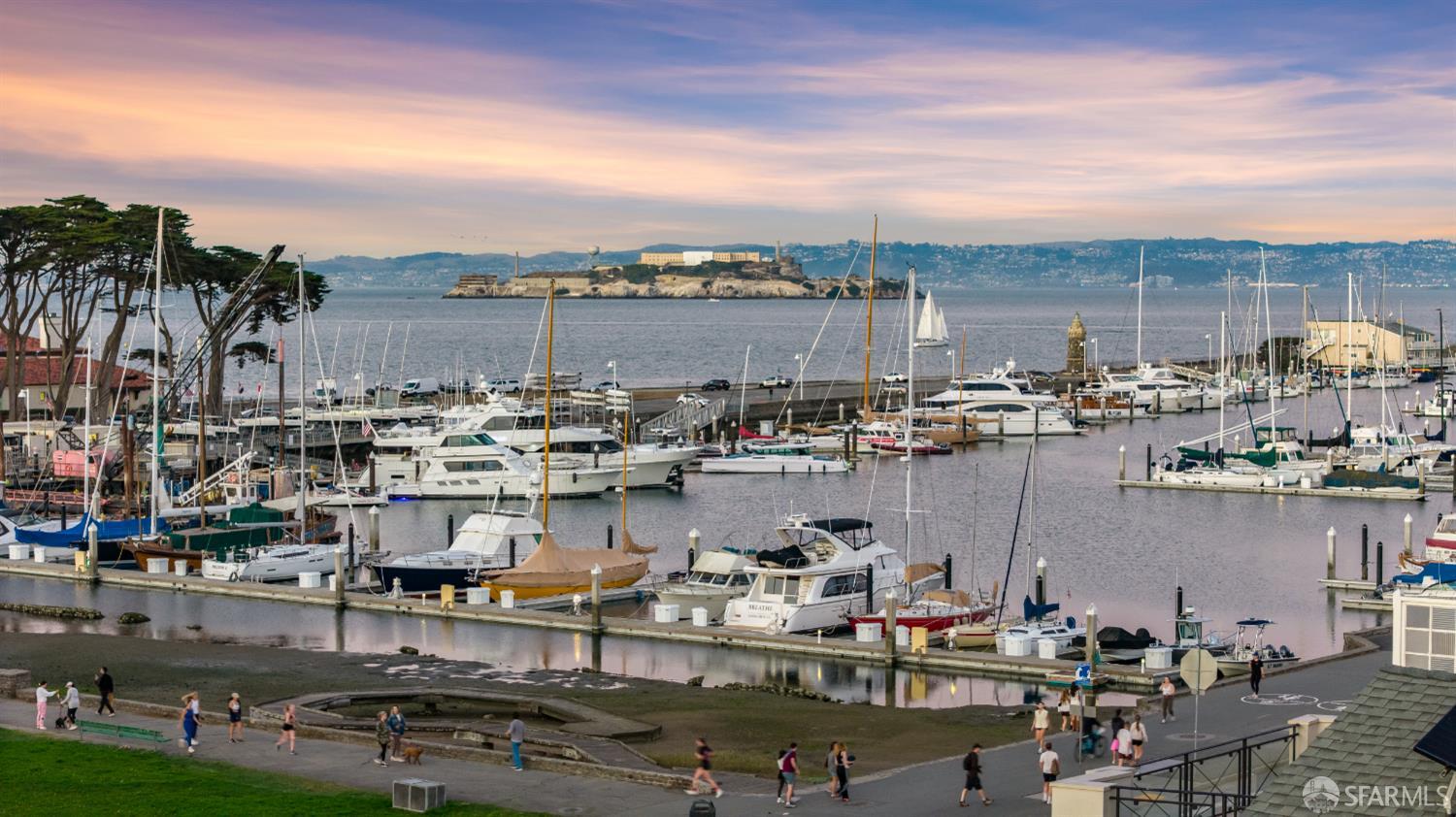 Detail Gallery Image 24 of 25 For 3666 Baker St, San Francisco,  CA 94123 - 4 Beds | 3/1 Baths