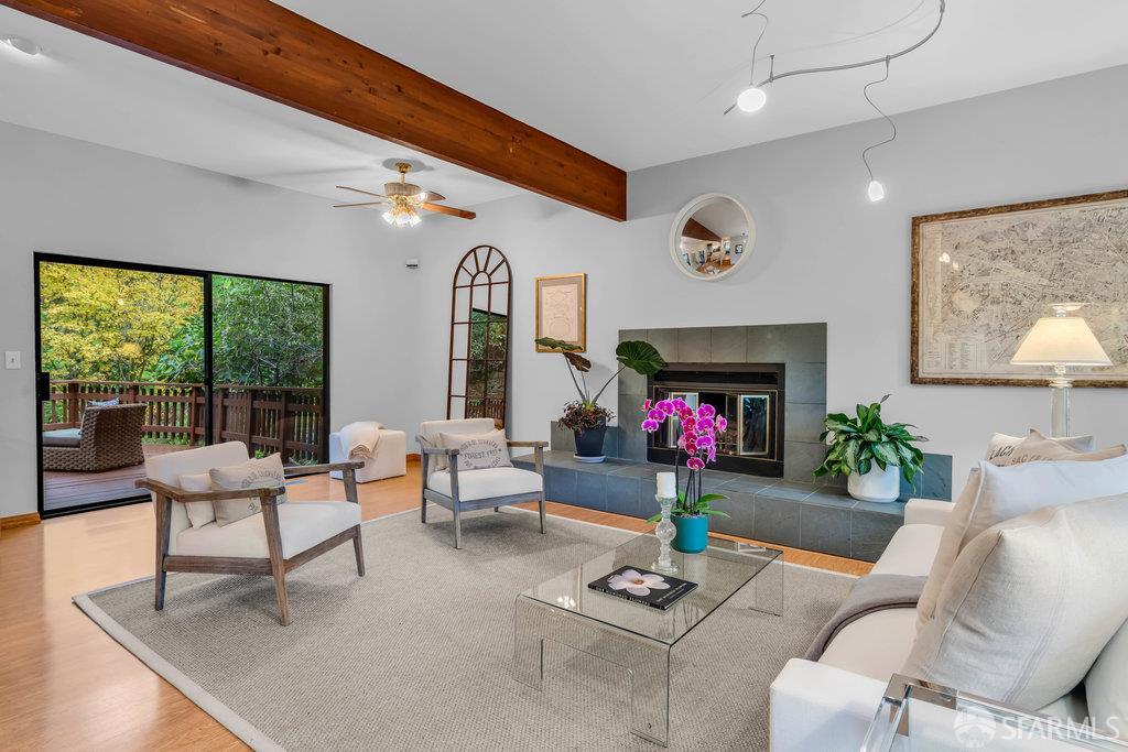 Detail Gallery Image 11 of 58 For 1647 Trestle Glen Rd, Oakland,  CA 94610 - 4 Beds | 2/1 Baths