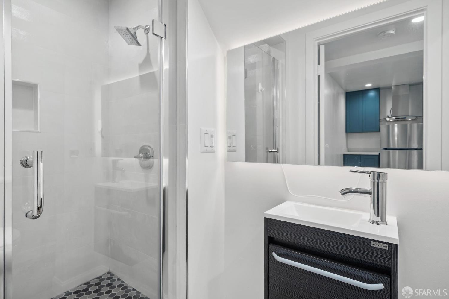 Detail Gallery Image 28 of 74 For 1983 42nd Ave, San Francisco,  CA 94116 - 4 Beds | 2/1 Baths