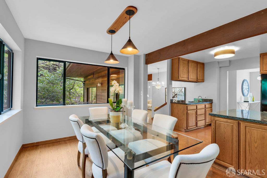 Detail Gallery Image 19 of 58 For 1647 Trestle Glen Rd, Oakland,  CA 94610 - 4 Beds | 2/1 Baths