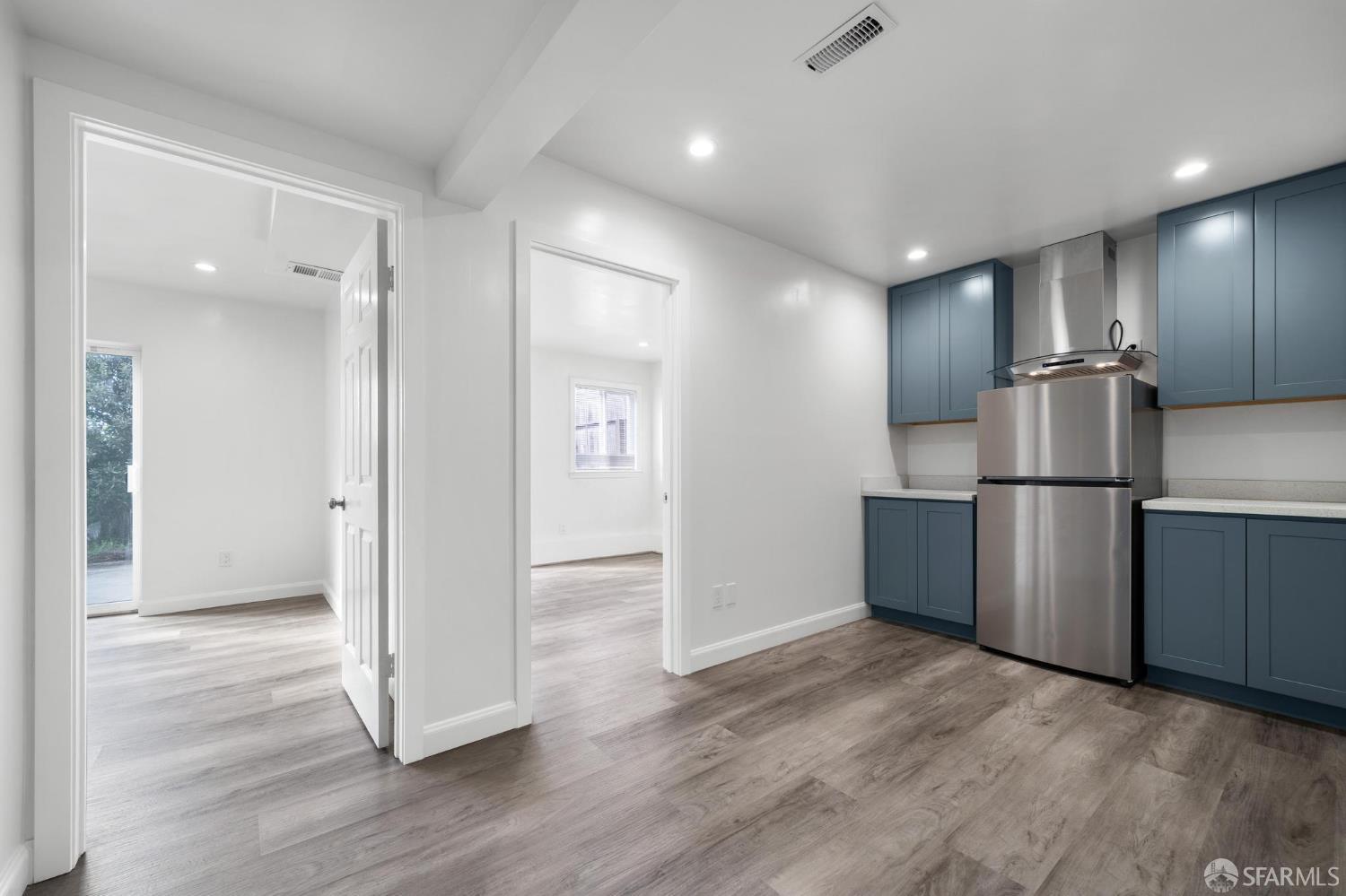 Detail Gallery Image 21 of 74 For 1983 42nd Ave, San Francisco,  CA 94116 - 4 Beds | 2/1 Baths